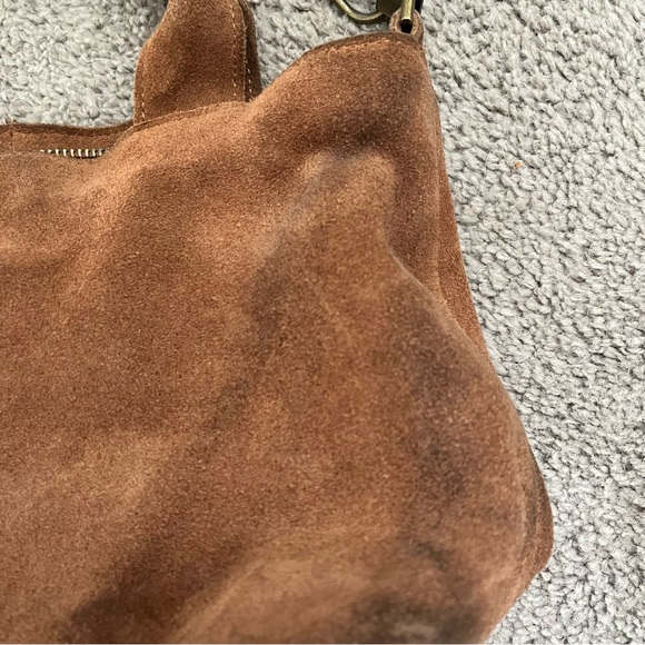 Suede Leather Purse / short straps and long cross body strap (Urban Outfitters) - Picture 4 of 9